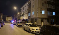 Kayseri'de bir şahıs eniştesinin evini kurşunladı
