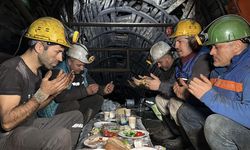 Madenciler yerin 120 metre altında ilk sahurunu yaptı