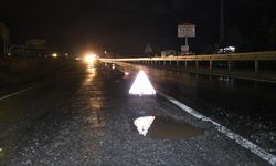 Nevşehir'de yolda oluşan çukurlar, 5 araçta hasara neden oldu