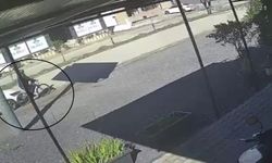 Otomobilin çarptığı bisikletli yaşlı adam can verdi