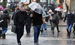 Yurdun batısı için kuvvetli yağış ve fırtına uyarısı