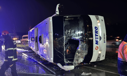 Samsun'da yolcu otobüsü devrildi: 7 kişi yaralandı