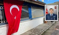 Şehit pilotun İzmir'deki evinde yas