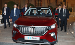 Cumhurbaşkanı Erdoğan’dan es-Sisi’ye Togg hediyesi