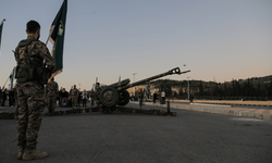 Suriye'nin başkenti Şam’da 14 yıl sonra ilk kez ramazan topu atıldı