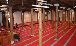 UNESCO tescilli 8 asırlık Sivrihisar Ulu Cami ramazana hazır