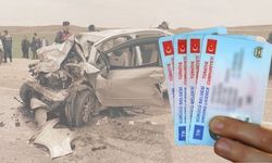 Yargıtay'dan ehliyet kararı! Araca çarpan hasarın parasını öder...