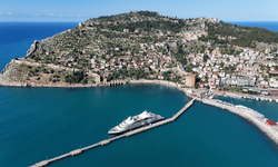 Alanya'ya "Le Dumont-d'Urville" kruvaziyeriyle 114 turist geldi