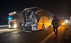 Ankara’da yolcu otobüsü ile çekici çarpıştı: 1 kişi öldü, 15 kişi yaralandı