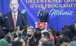 Bakan Ersoy hemşehrileriyle iftar sofrasında bir araya geldi