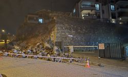 Bursa'da istinat duvarı çöktü