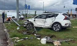 Diyarbakır'da okul servisi kaza yaptı: 13'ü öğrenci 15 yaralı