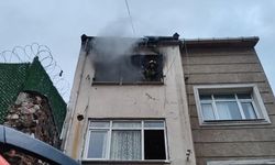 Fatih'te apartmanda yangın çıktı