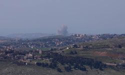 İsrail ordusu Lübnan'a saldırıyı genişletiyor: 30 beldeye saldırı tehdidi