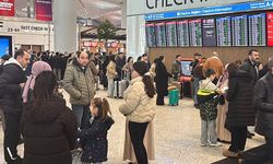 İstanbul havalimanlarında tatil dönüşü yoğunluğu yaşanıyor