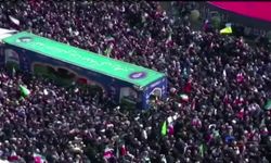 İran’da toplu veda: Üst düzey isimler ve 84 asker için cenaze töreni