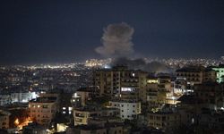 İşgalci İsrail Lübnan'da bir otele saldırdı: Ölü ve yaralılar var