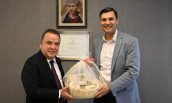 Özgür Özel’in yalanı ortaya çıktı: İşte Muhittin Böcek'in Manisa ziyaretine ait görüntüler