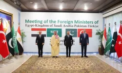 Pakistan'da 4'lü 'İran' toplantısı başladı