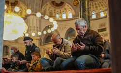 RAMAZAN BAYRAMI MESAJLARI 2026 | En güzel, anlamlı, dualı ve kısa Ramazan Bayramı mesajları