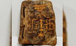 Tarihi Tevrat'ı satmaya çalışırken yakalandı