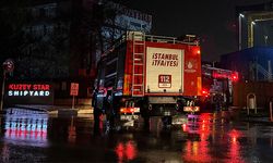 Tuzla'da kuru yük gemisinde yangın çıktı