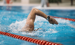 Milli yüzücülerden 9 madalya