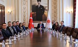 Bakan Gürlek Türk Hukuk Enstitüsü heyetini kabul etti