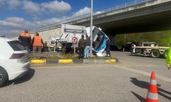 Bartın'da feci kaza! Halk otobüsü otomobilin üzerine devrildi: Onlarca yaralı var...