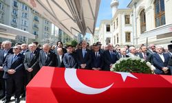 Özel ve Kılıçdaroğlu birbirine selam bile vermedi