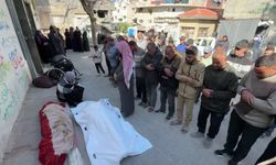 Gazze'de can kaybı 72 bin 560'a yükseldi