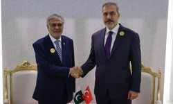 Bakan Fidan, Pakistanlı mevkidaşı Dar ile görüştü