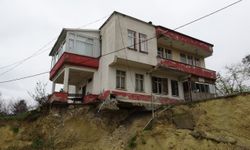 Bu mahallede evler kayıyor! Halk tedirgin, bölge için düğmeye basıldı...