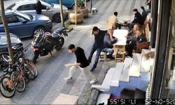 Kuaförde ilginç anlar! Kedi müşterileri böyle kovaladı