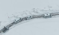 Muş’ta kar ve tipi etkili oldu! Mahsur kalan 50 kişi kurtarıldı