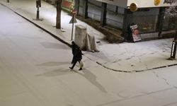 Nisan ayında kar sürprizi!  Şehir 5 dakikada beyaza büründü