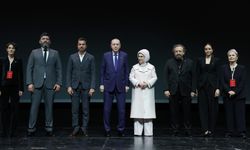 Cumhurbaşkanı Erdoğan, Bir Adam Yaratmak filminin galasına katıldı
