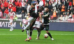 Samsun’da nefes kesen maç! 4 gol, son dakikada kaçan penaltı...