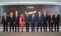 THY'de devir teslimi yapıldı