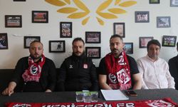 Başkan adayı çıkmadı, taraftar ayağa kalktı