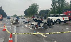 Aydın'da korkunç kaza! Direğe çarpan otomobil takla attı