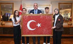 Bakan Ersoy, 19 Mayıs’ta genç sanatçıları bakanlıkta ağırladı