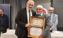 Bolu’da 87 yaşındaki hafız İbrahim Demir örnek davranışıyla ilham oldu
