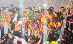 Galatasaray, transfere hızlı başladı! O futbolcu için resmi görüşmeler başladı