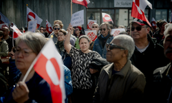 Grönland'daki yeni ABD konsolosluğu önünde protesto