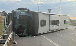 İstanbul-İzmir Otoyolu'nda feci kaza! Yolcu otobüsü devrildi, 25 kişi yaralandı