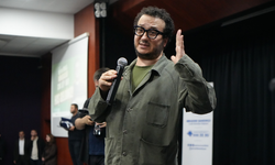 Prof. Dr. Oytun Erbaş: Sosyal medya modern bir eroindir