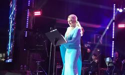 Muazzez Ersoy, Antalya'da konser verdi