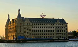 Haydarpaşa'da iskeleler kalktı, tarihi cephe gün yüzüne çıktı
