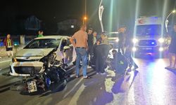 Otomobil ile kafa kafaya çarpışan motosiklet sürücüsü yaralandı
